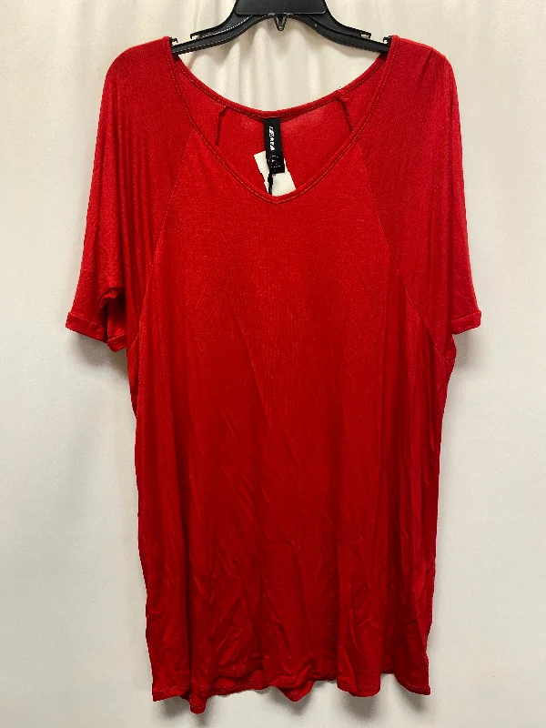 women's tops with asymmetrical designsRed Top Short Sleeve Agnes & Dora, Size M