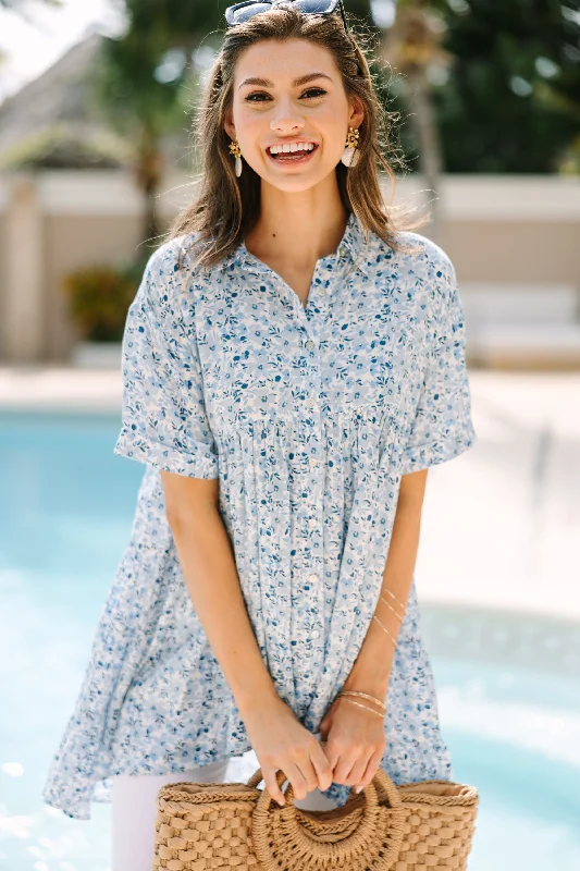 women's tops for those who want to add a touch of sophistication to their casual attireCan't Leave You Behind Blue Floral Tunic