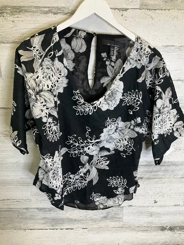 women's tops in solid colorsBlack & White Top Short Sleeve White House Black Market, Size Xxs